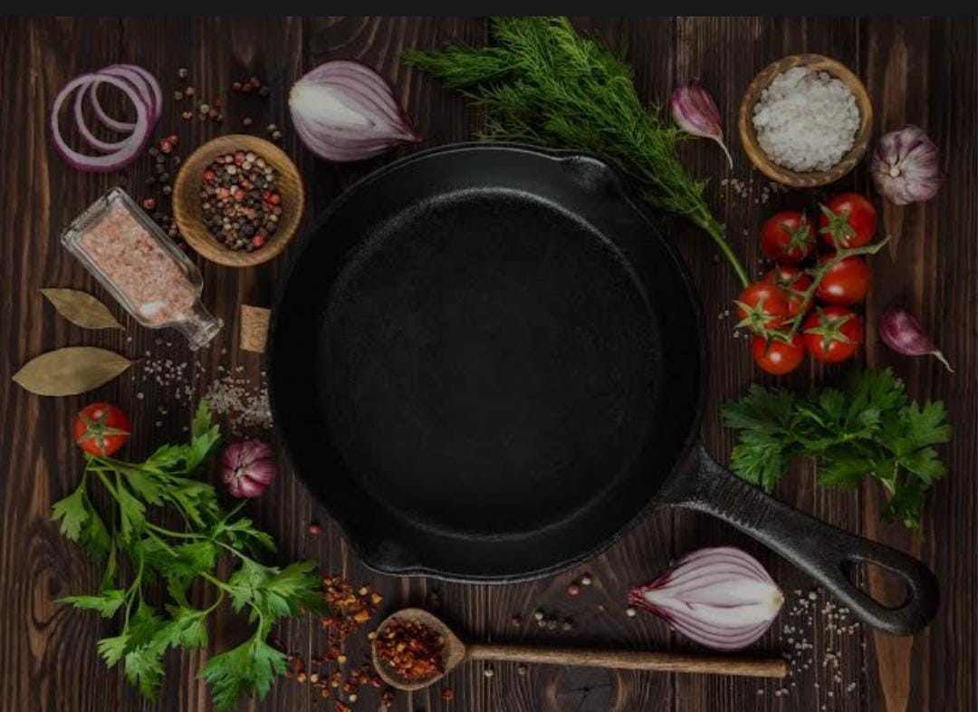 Premium Cast Iron Frying Pan/Cooking Skillets