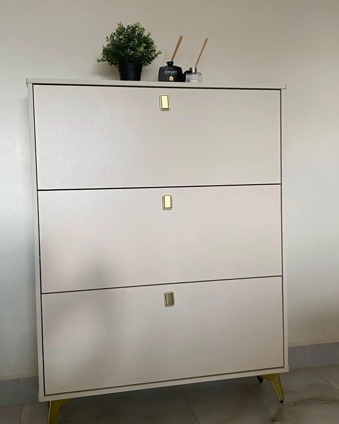 Bucket Flip Double-Layer Shoe Cabinet