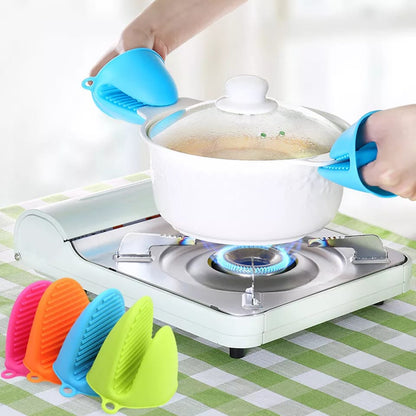 2Pc Silicone Heat-Resistant Oven Mitts & Clips