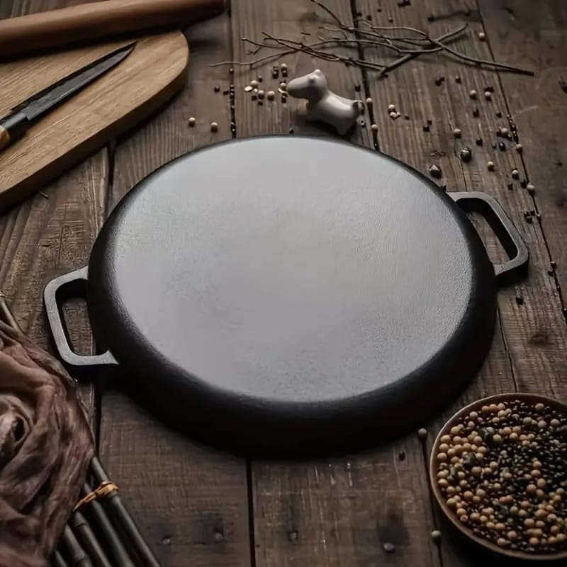 Cast Iron Skillet – 30cm Diameter