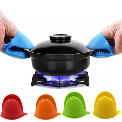 2Pc Silicone Heat-Resistant Oven Mitts & Clips